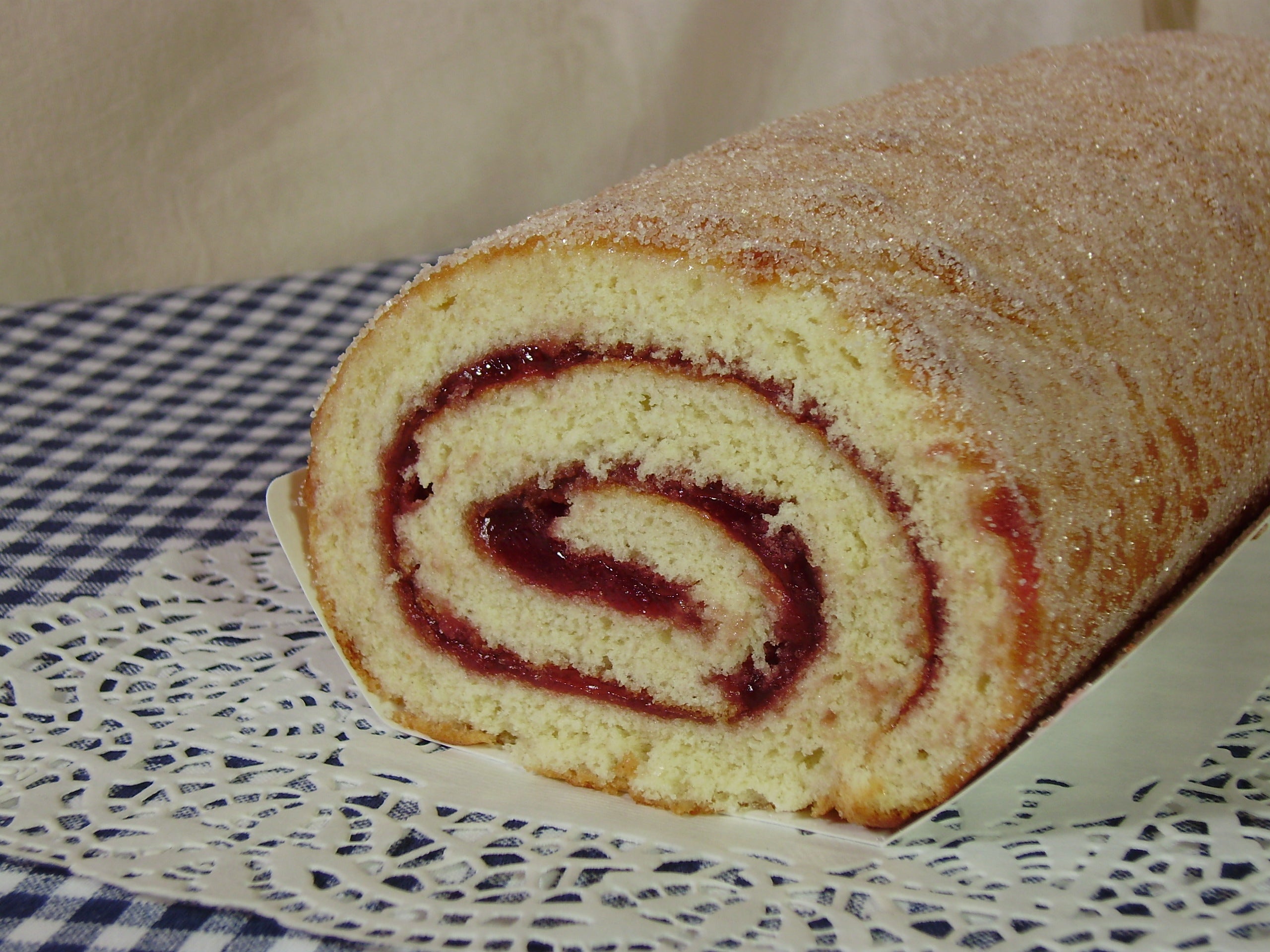 Mansikkakääretorttu