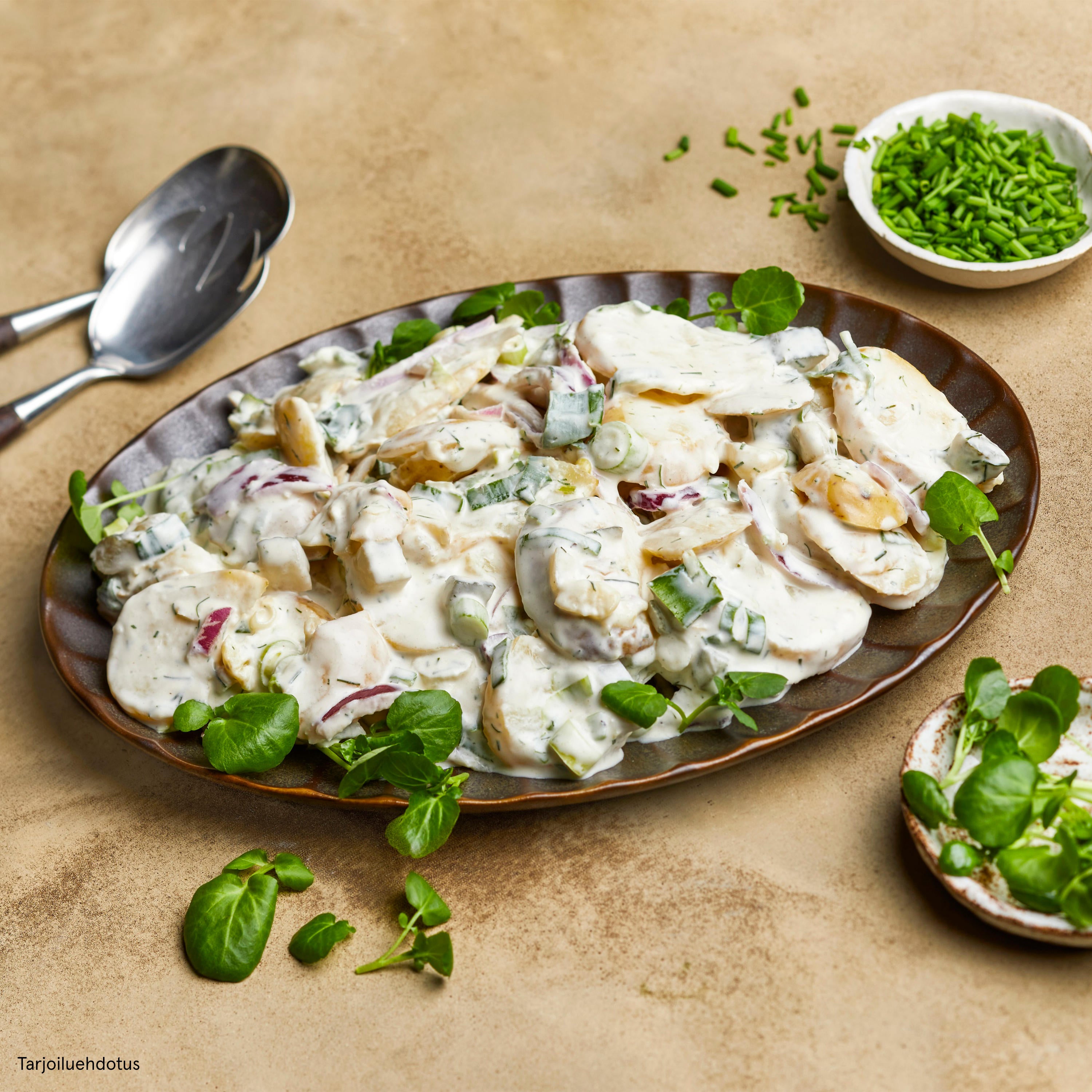 Varhaisperuna-salaatti (2 kg)